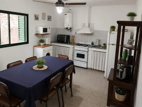 SE VENDE CASA CALLE ROJAS ZONA CENTRO CATAMARCA