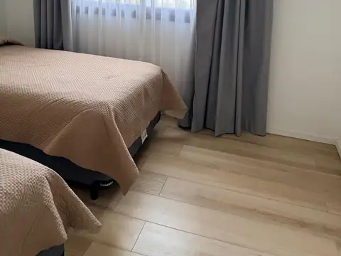 Venta y/o Permuta Casa de 4 amb, con pileta en Canning