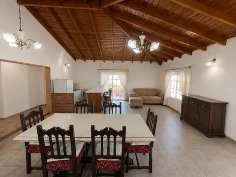 Roque Sáenz Peña 1400