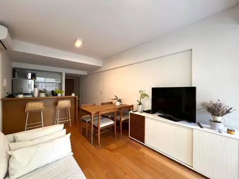 2 Ambientes con 2 baños, balcón y amenities!