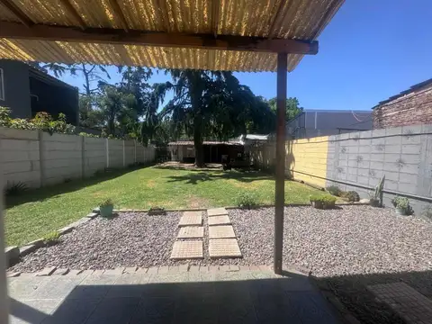 Casa en Venta en Garin, USD 130.000