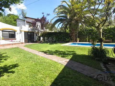 CASAQUINTA A LA VENTA DE 4 AMBIENTES. AMPLIO JARDIN Y PISCINA. EN INGENIERO MASCHWITZ APTO CREDITO.