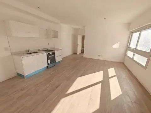 Avenida San Juan 239 , Piso 12