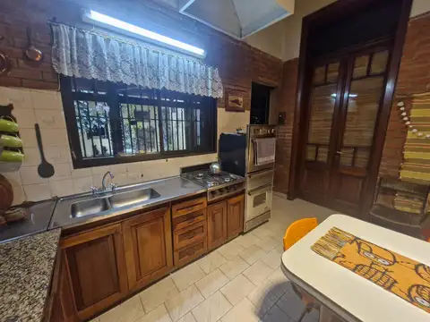 Depto Tipo Casa en Venta de 4 dormitorios
