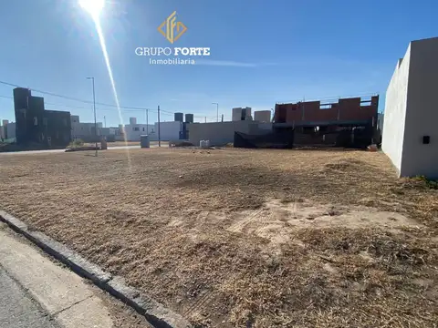 LOTE EN QUEBRADAS DE MANANTIALES - APTO DUPLEX  