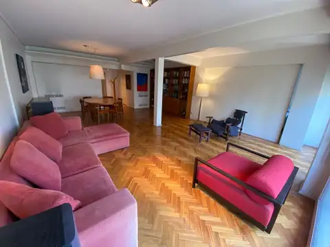 Avenida Pueyrredón 1700