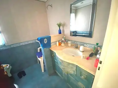 Casa en Venta con 4 cocheras