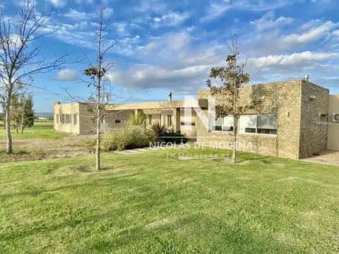 En venta chacra de 6 dormitorios en Laguna de los Cisnes, Punta Ballena
