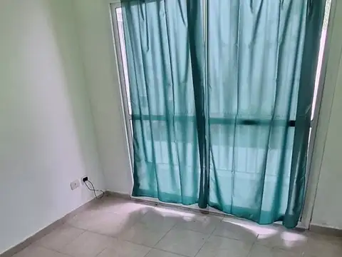 Departamento en Alquiler en Republica De La Sexta, $ 450.000