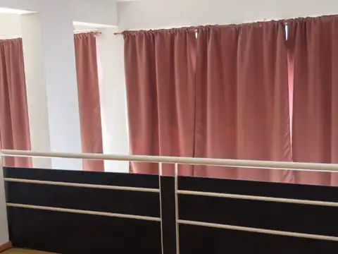 Departamento en Alquiler en Flores, $ 990.000