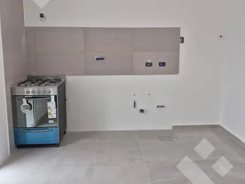 En Venta | PH En Pozo | 2 Dormitorios | Barrio Perticone | Centenario