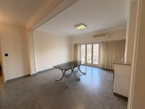 Oficina en Alquiler 55 años