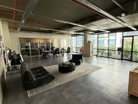Alquiler en Al Rio - Oficina 160M2 - 2 COCHERAS - (Certificación Leed) - VICENTE LOPEZ