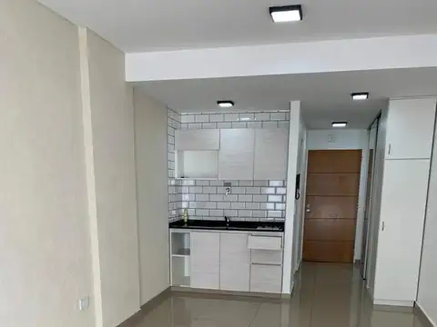 Av Directorio 2800, Piso 1
