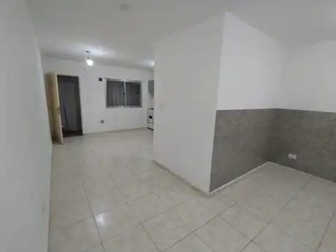Depto Tipo Casa en Alquiler 8 años