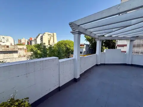 PH EN VENTA 4 AMBIENTES PATIO Y TERRAZA EN BOEDO