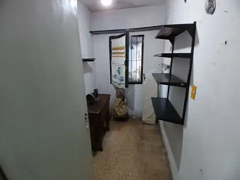 VENTA CASA 3 AMB C/ PARQUE Y LOCAL VILLA TESEI