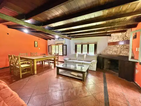 Casa 4 ambientes con 1 baño