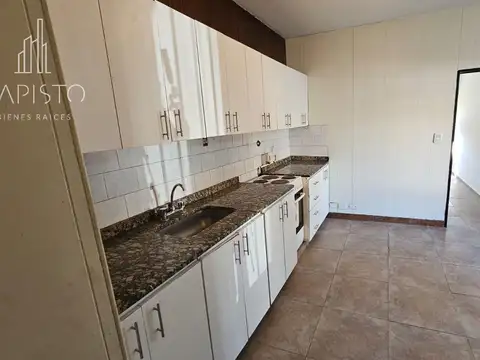 San Vicente 2701, José Leòn Suarez