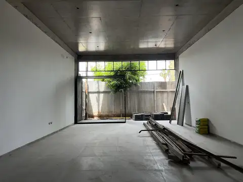 Local en Alquiler en Joaquin Gorina, USD 1.500