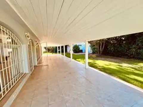 Casa en Venta al Este