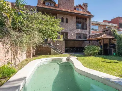 VENTA Casa 8 ambientes Florida, Vicente Lopez.