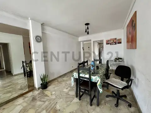 Departamento en Alquiler de 4 ambientes