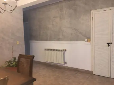 Casa en Venta con 7 cocheras