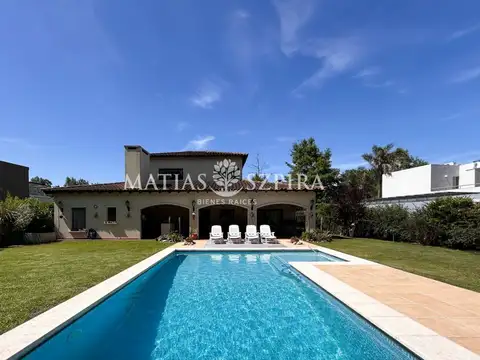 Propiedad en el Nacional de 4 ambientes