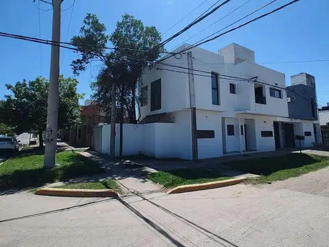 Dúplex Esquina Avenida Italia