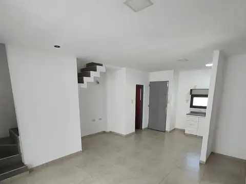 Dúplex Esquina Avenida Italia