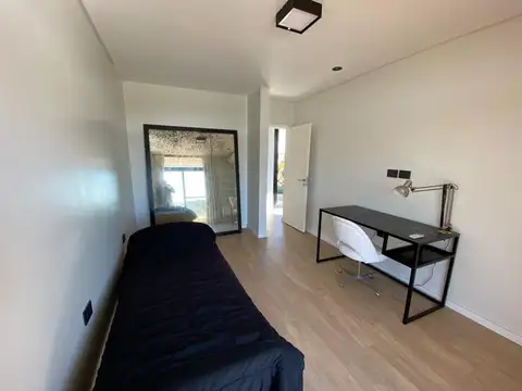 Casa de 3 dormitorios en venta en Brandsen