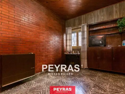 PH en Lanús Este con Terraza y Parrilla