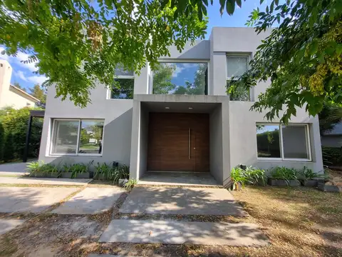 Casa  en Alquiler en Los Sauces, Nordelta, Tigre