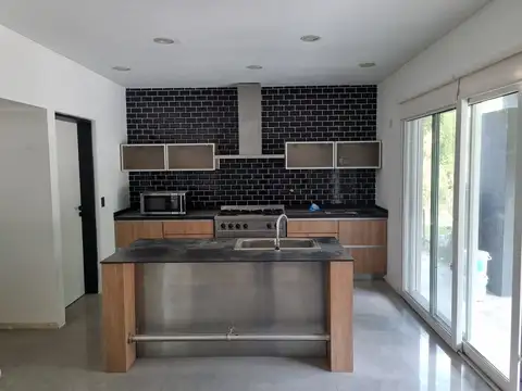 Casa en Alquiler en Nordelta Los Sauces, USD 3.000