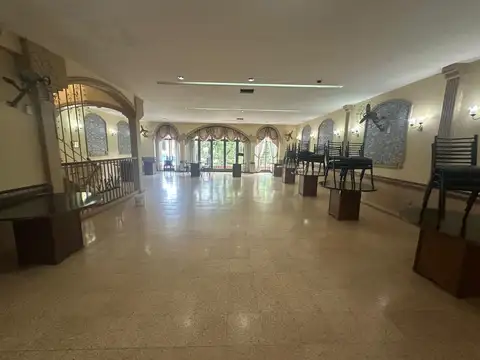 Local en Venta en Mataderos, USD 190.000