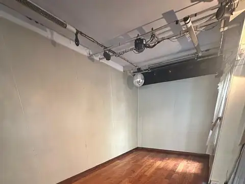 Local en Venta en Mataderos, USD 190.000