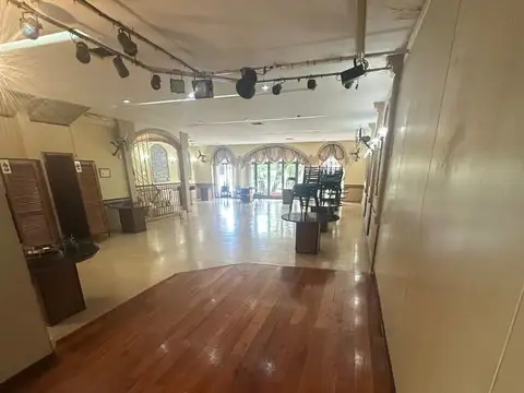 Local en Venta 39 años