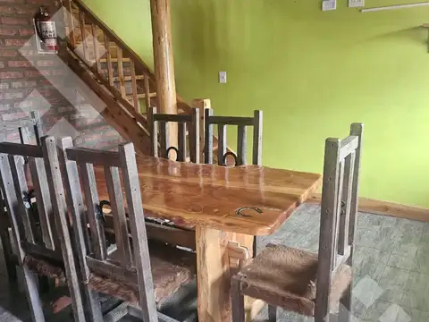 Casa en Alquiler con 1 cochera