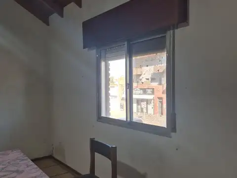 Avenida Mitre 1600