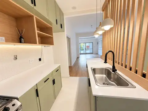 Depto Tipo Casa 4 ambientes con 2 baños