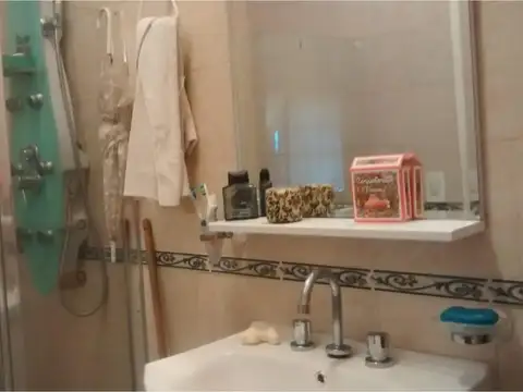 CASA EN VENTA TEMPERLEY ESTE