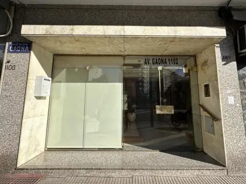 AV. GAONA 1102 , Piso 7