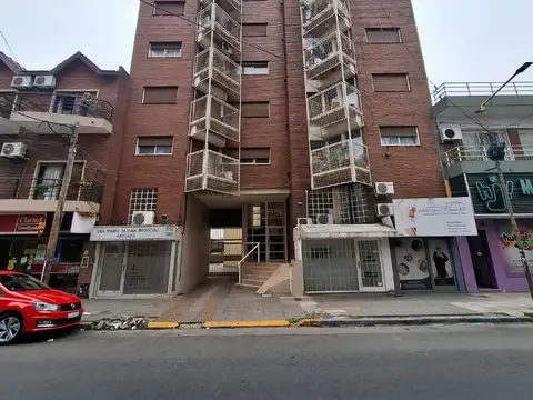 Departamento 3 ambientes en Duplex Con Cochera