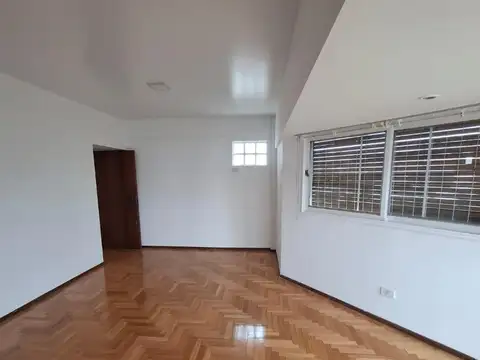 Departamento en Venta en Villa Ballester, USD 127.000