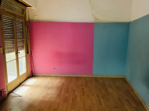 PH en Caballito, sin expensas, patio, apto crédito.