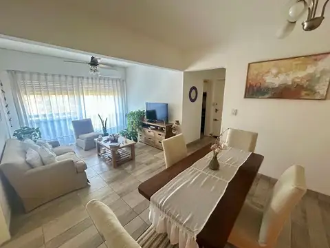 Departamento en Venta en Martínez, USD 149.000