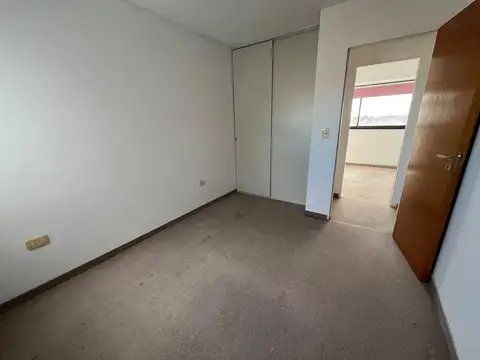 Departamento en Alquiler en La Plata, $ 450.000