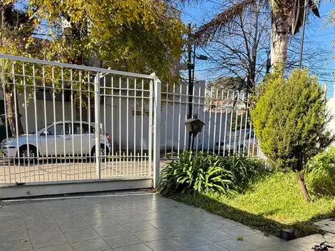 Casa en Venta en Martinez, USD 165.000