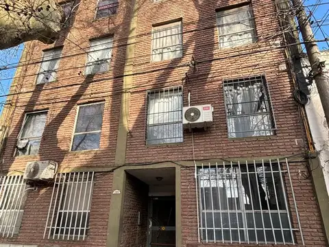 VENTA DE DEPARTAMENTO MONOAMBIENTE, ROSARIO.